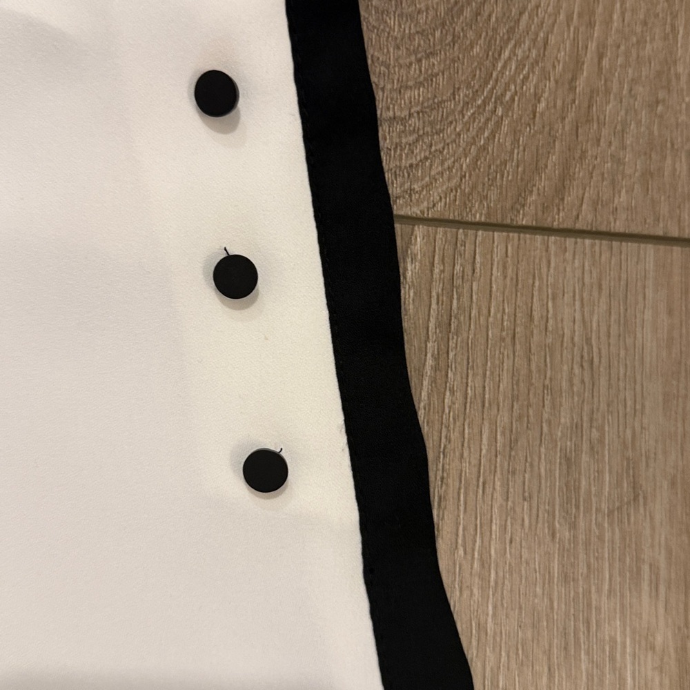 Zara Crewneck Flowy Sleeveless White w/ Black Stripe/Button Details Shell Blouse - Picture 4 of 9